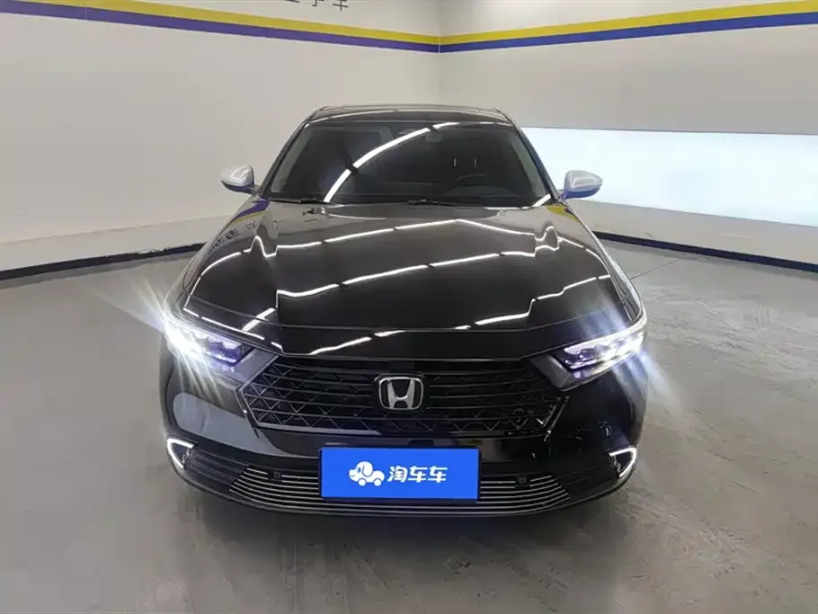 Honda Accord — фото 2