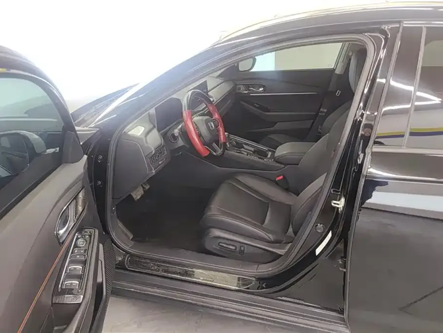 Honda Accord — фото 5