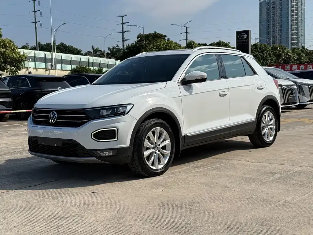 Volkswagen T-Roc 2022 из CN, фото 1