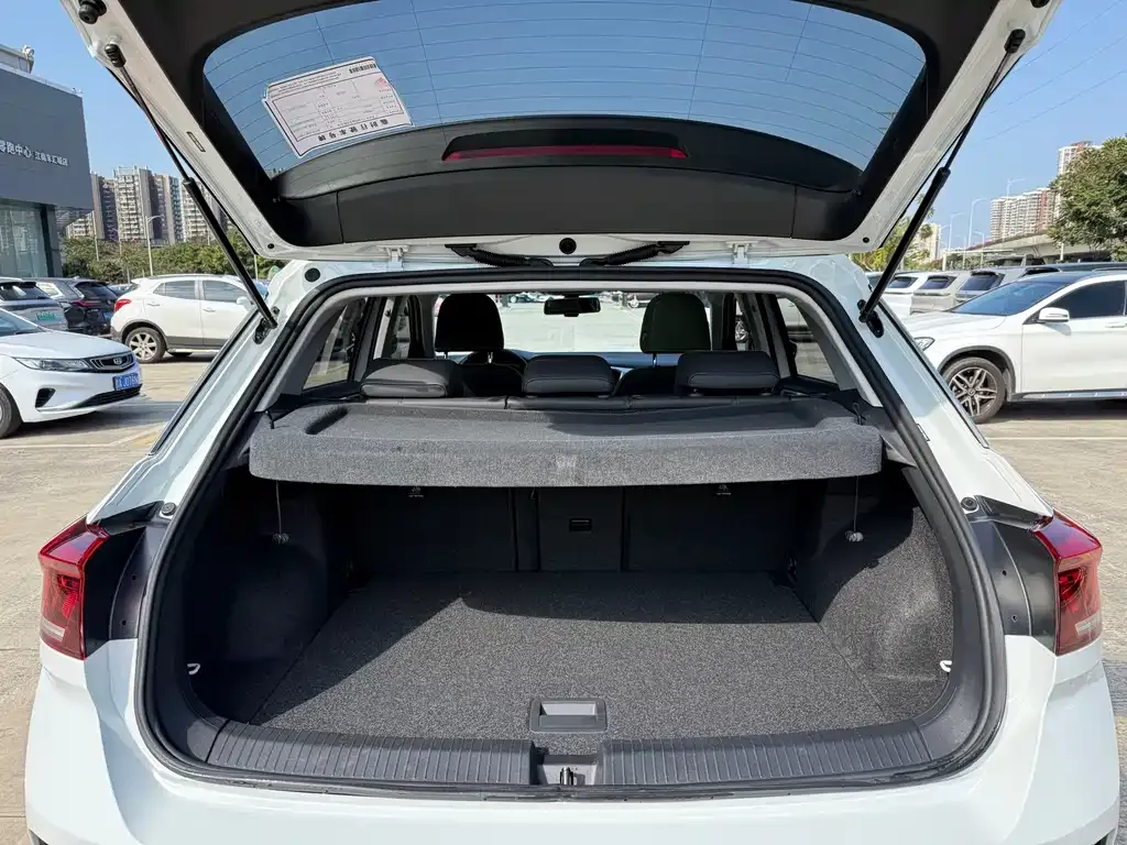 Volkswagen T-Roc 2022 из CN, фото 9