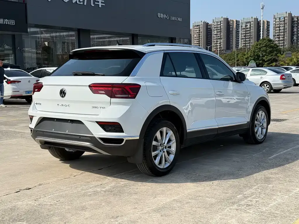 Volkswagen T-Roc 2022 из CN, фото 8