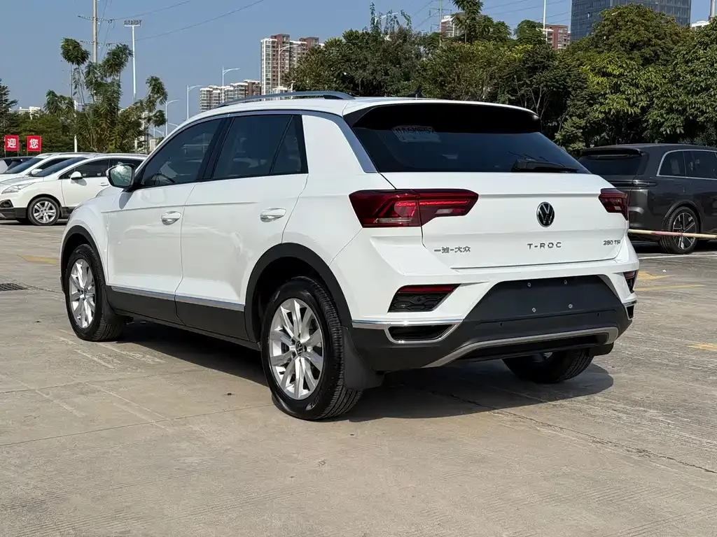 Volkswagen T-Roc 2022 из CN, фото 10