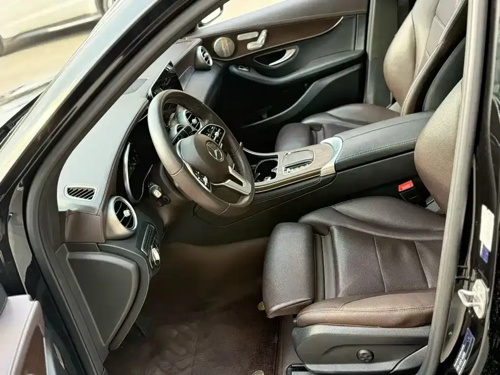 Mercedes-Benz GLC 2021 из CN, фото 2