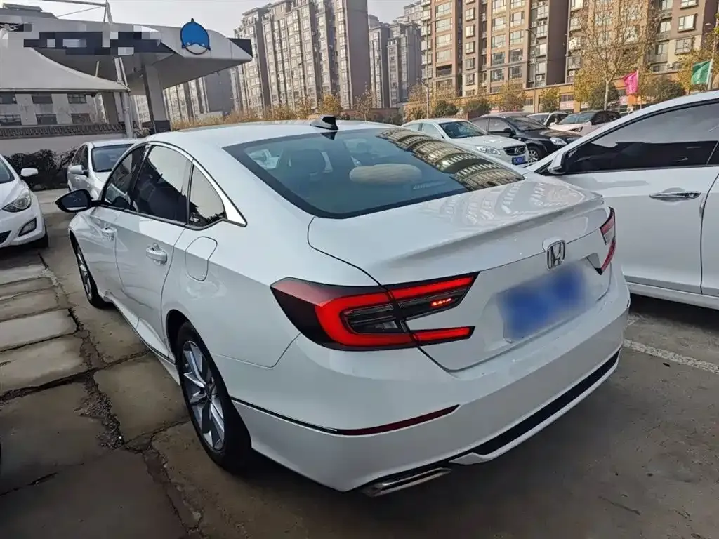 Honda Accord 2022 из CN, фото 10