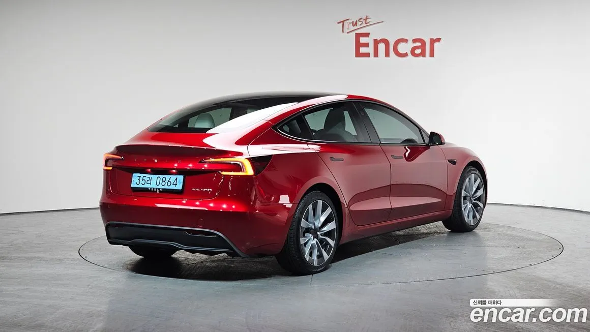 Tesla Model 3 — фото 4