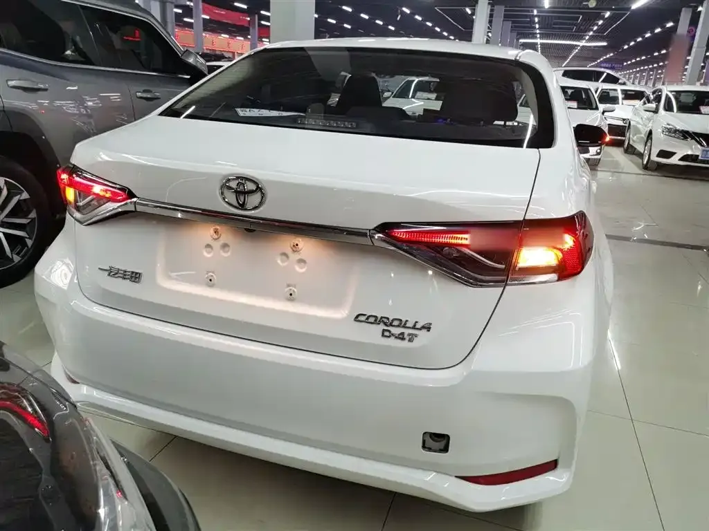 Toyota Corolla 2024 из CN, фото 8