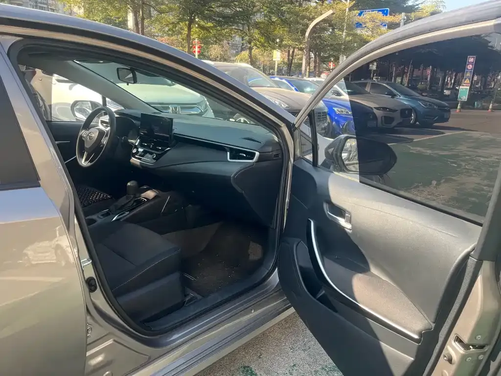 Toyota Corolla 2024 из CN, фото 9