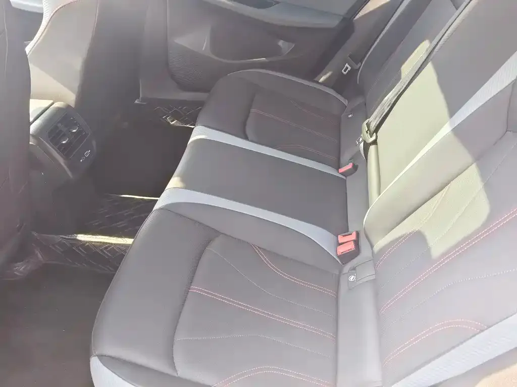 Volkswagen Lamando 2022 из CN, фото 3