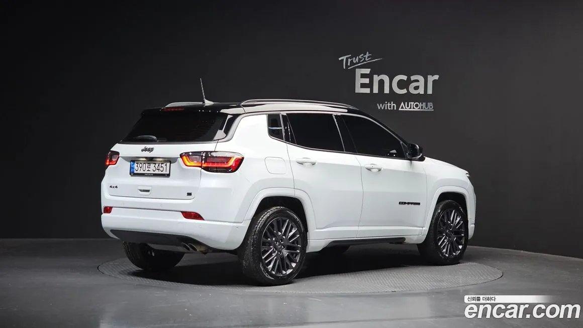 Jeep Compass — фото 4