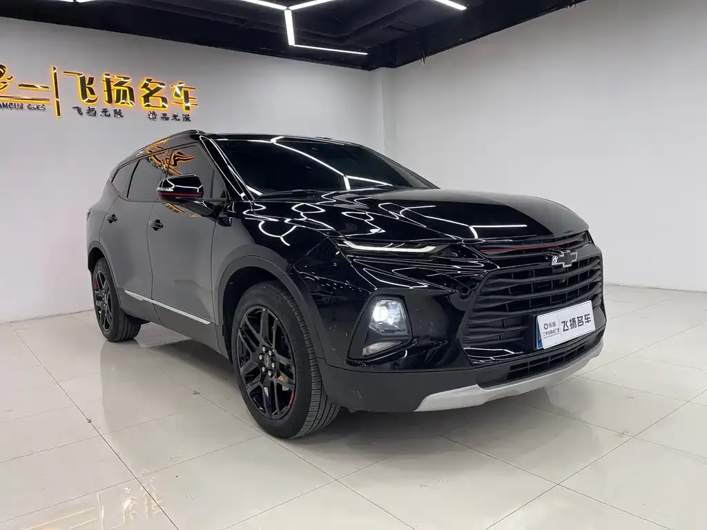 Chevrolet Blazer 2023 из CN, фото 3
