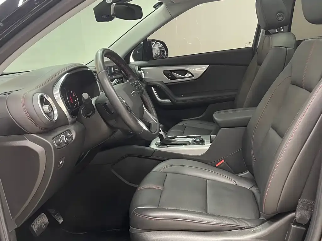 Chevrolet Blazer 2023 из CN, фото 5