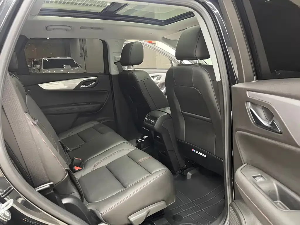 Chevrolet Blazer 2023 из CN, фото 6