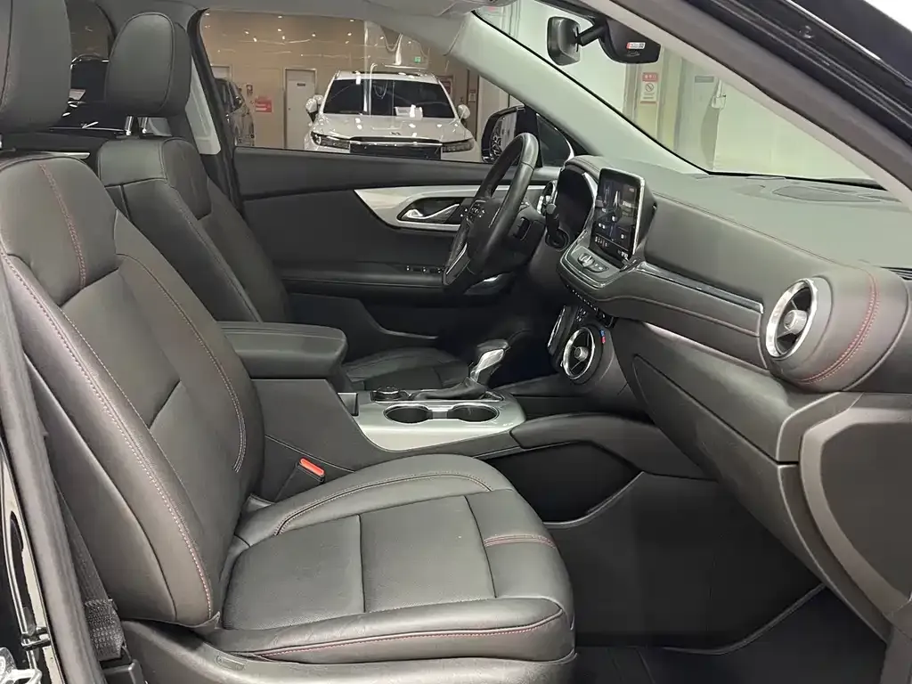 Chevrolet Blazer 2023 из CN, фото 9