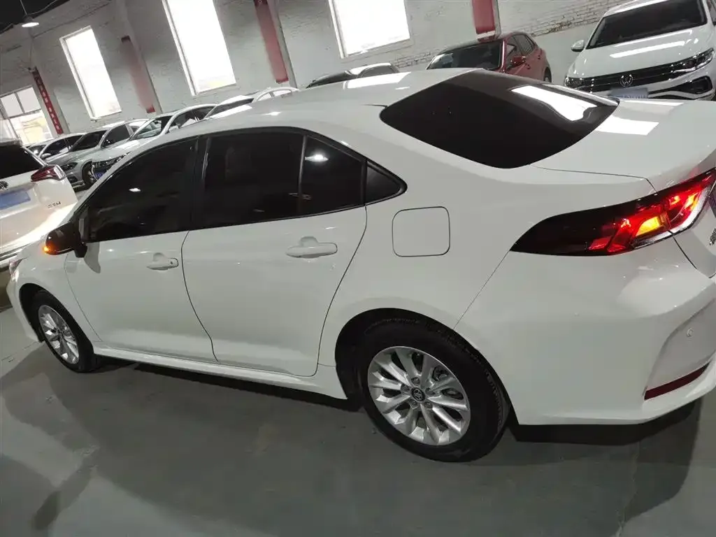 Toyota Corolla 2021 из CN, фото 5