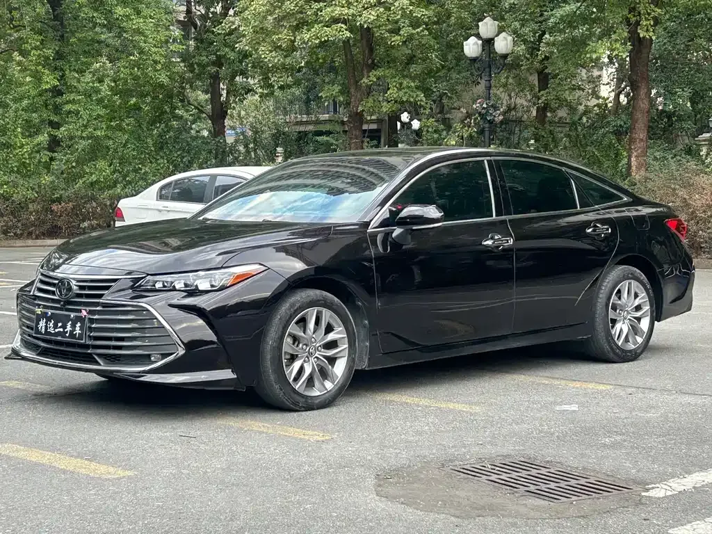 Toyota Avalon 2021 из CN, фото 1