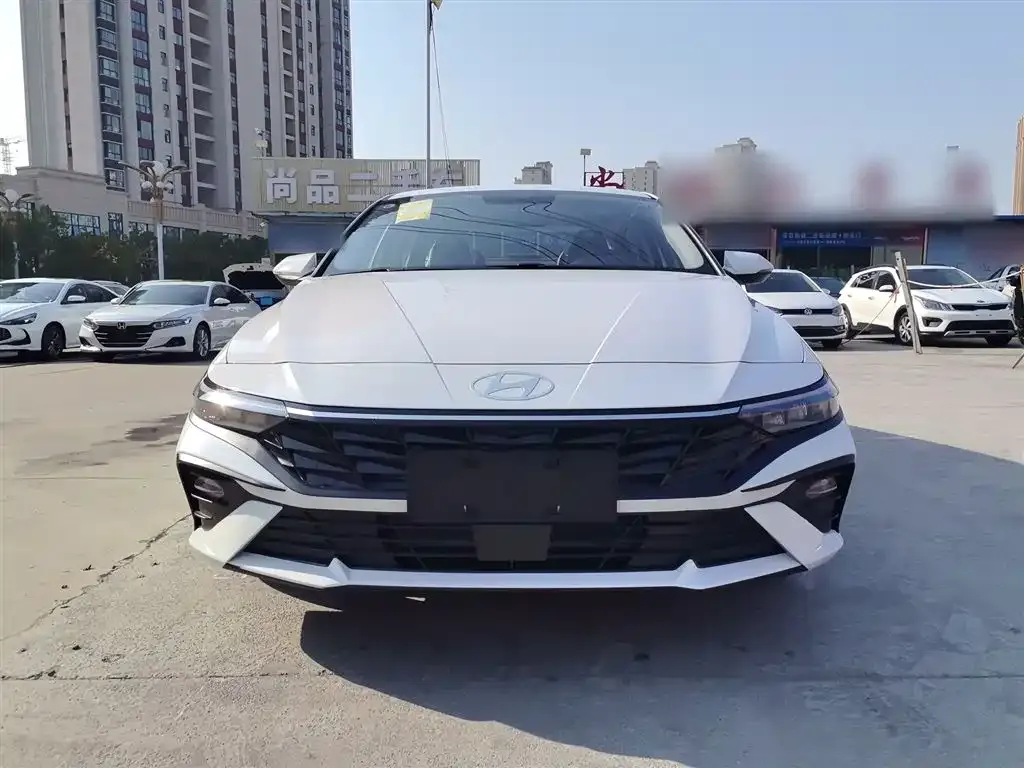 Hyundai Elantra 2025 из CN, фото 10