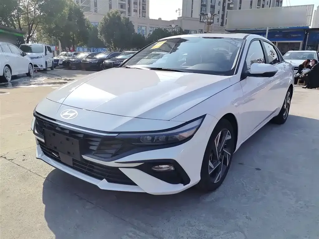 Hyundai Elantra 2025 из CN, фото 2