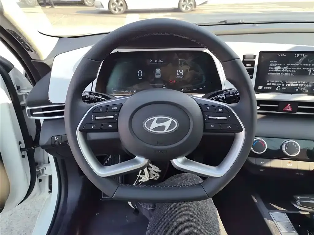 Hyundai Elantra 2025 из CN, фото 6