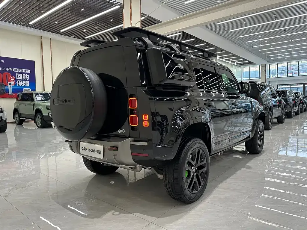Land Rover Defender 2023 из CN, фото 4