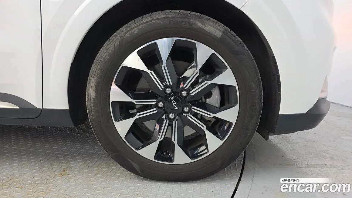 Kia Carnival 2023 из KR, фото 5
