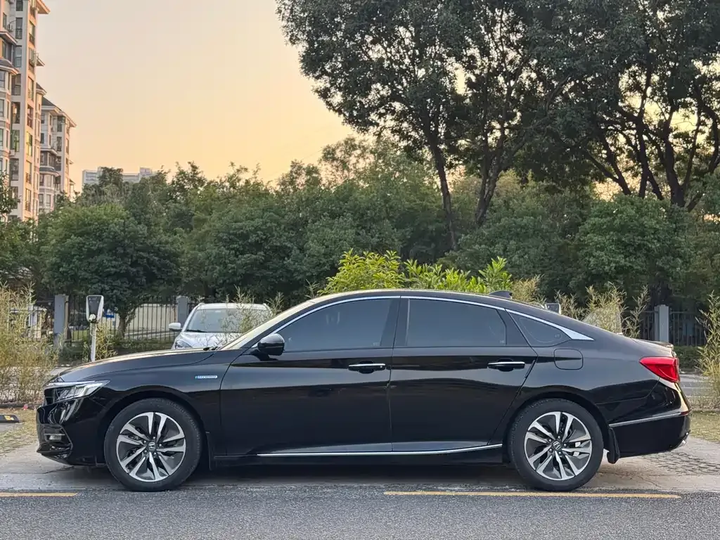 Honda Accord 2021 из CN, фото 10