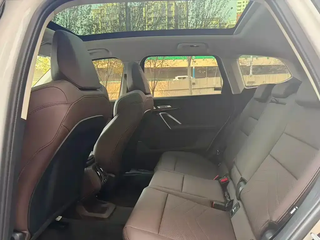 BMW X1 2025 из CN, фото 4