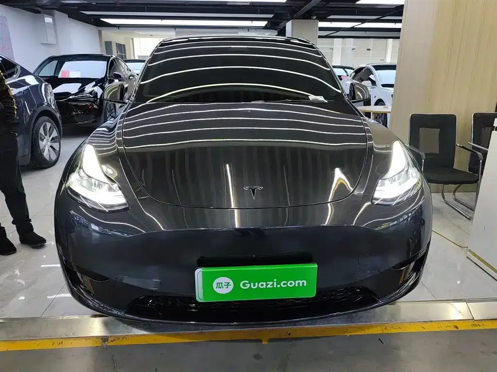 Tesla Model Y — фото 6