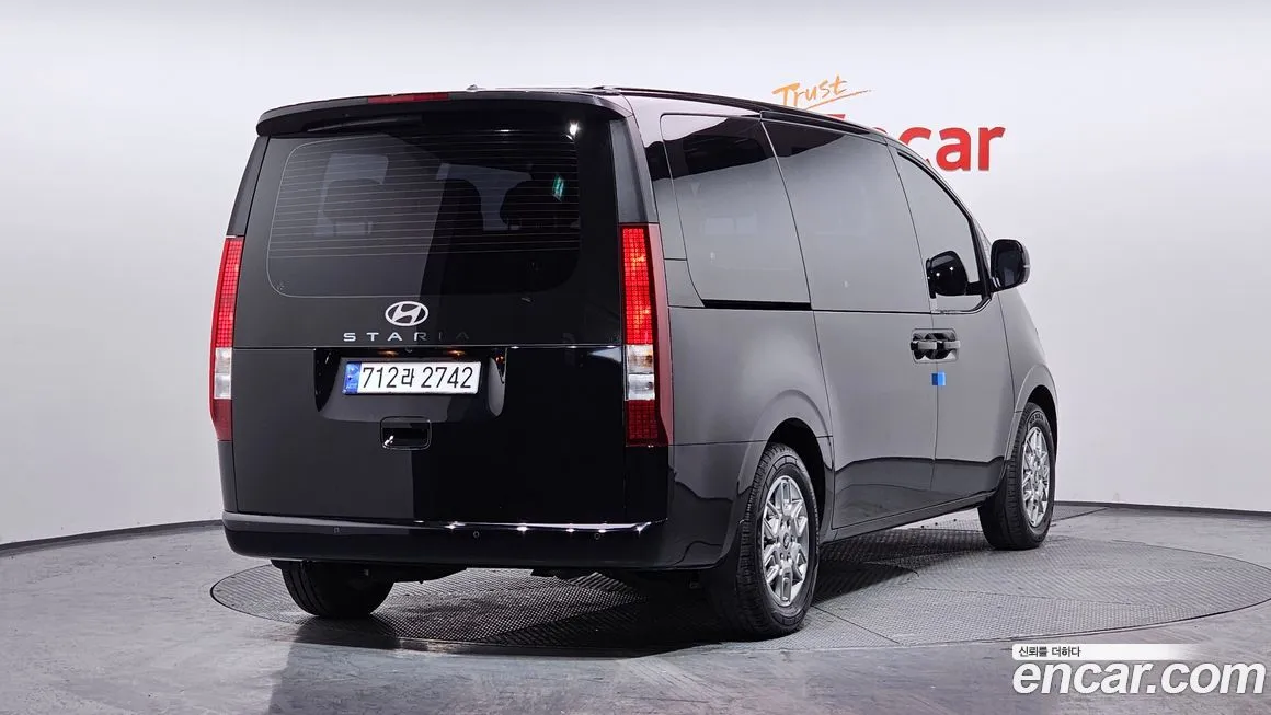 Hyundai Staria 2025 из KR, фото 4