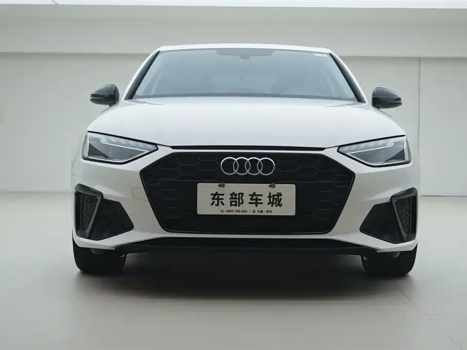 Audi A4L 2022 из CN, фото 3