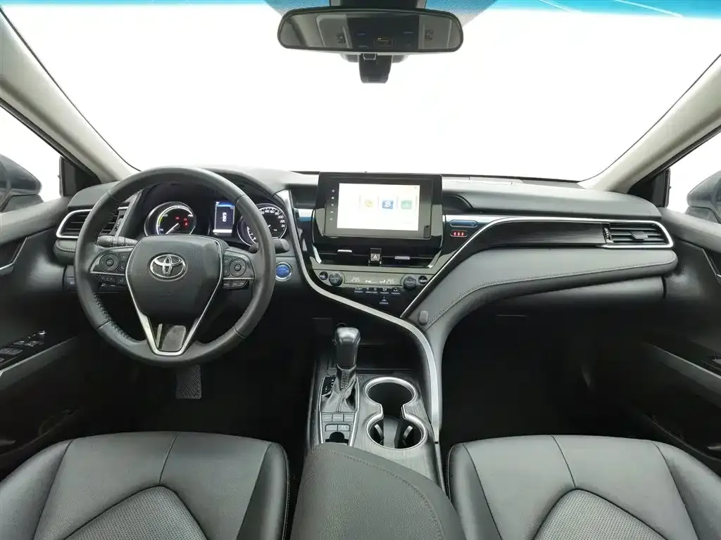 Toyota Camry 2021 из CN, фото 7