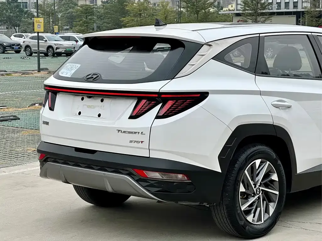 Hyundai Tucson 2023 из CN, фото 9