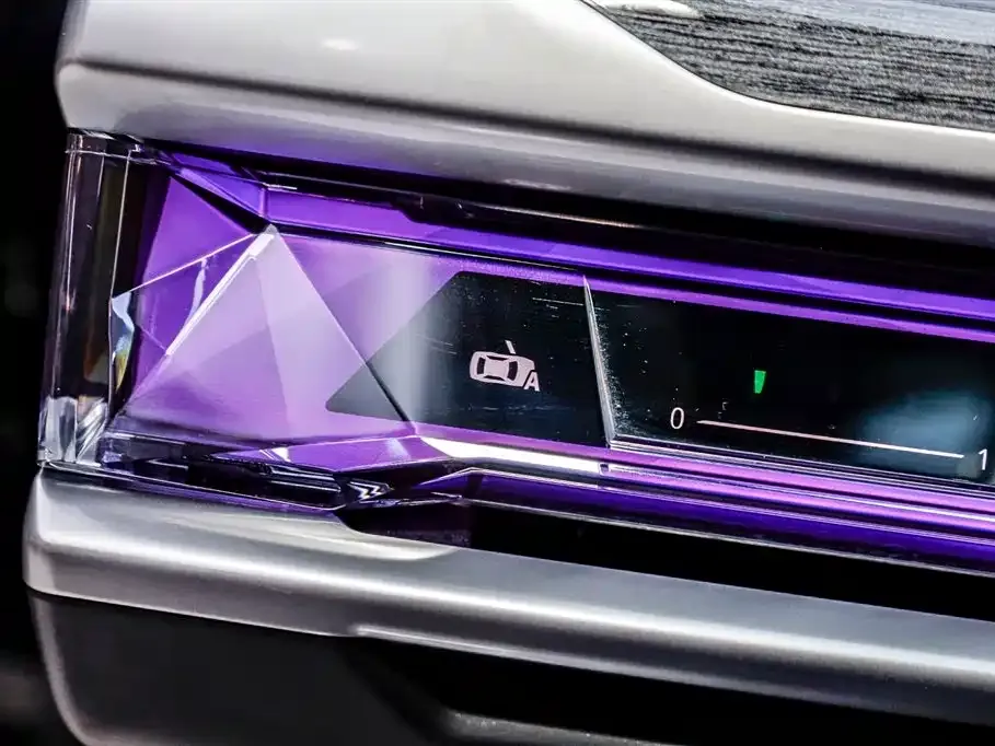 BMW 7 Series 2023 из CN, фото 8