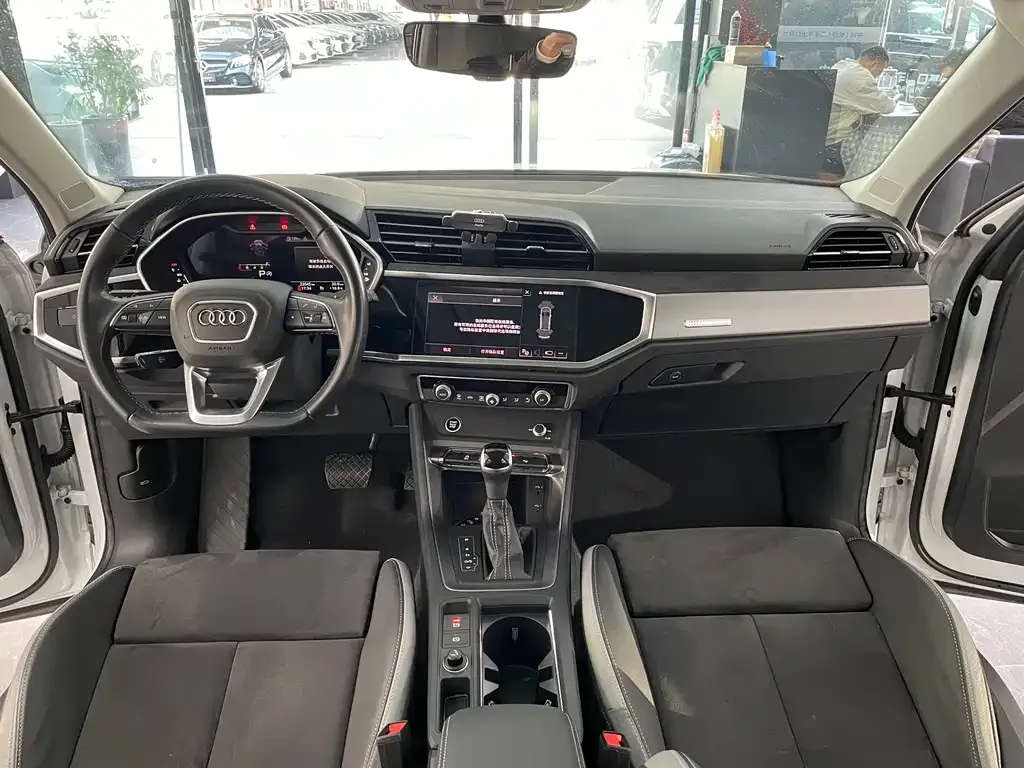 Audi Q3 2022 из CN, фото 6