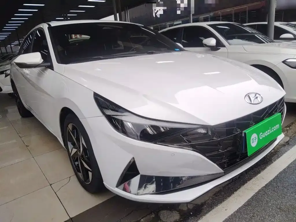 Hyundai Elantra 2022 из CN, фото 4