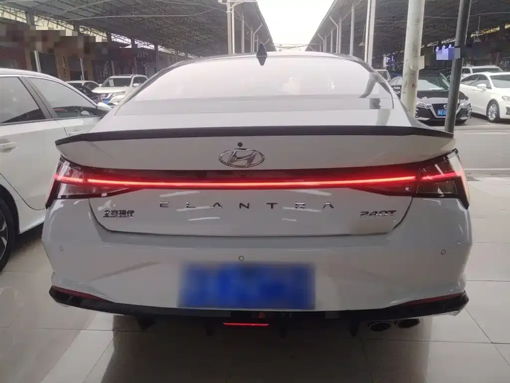 Hyundai Elantra 2022 из CN, фото 3