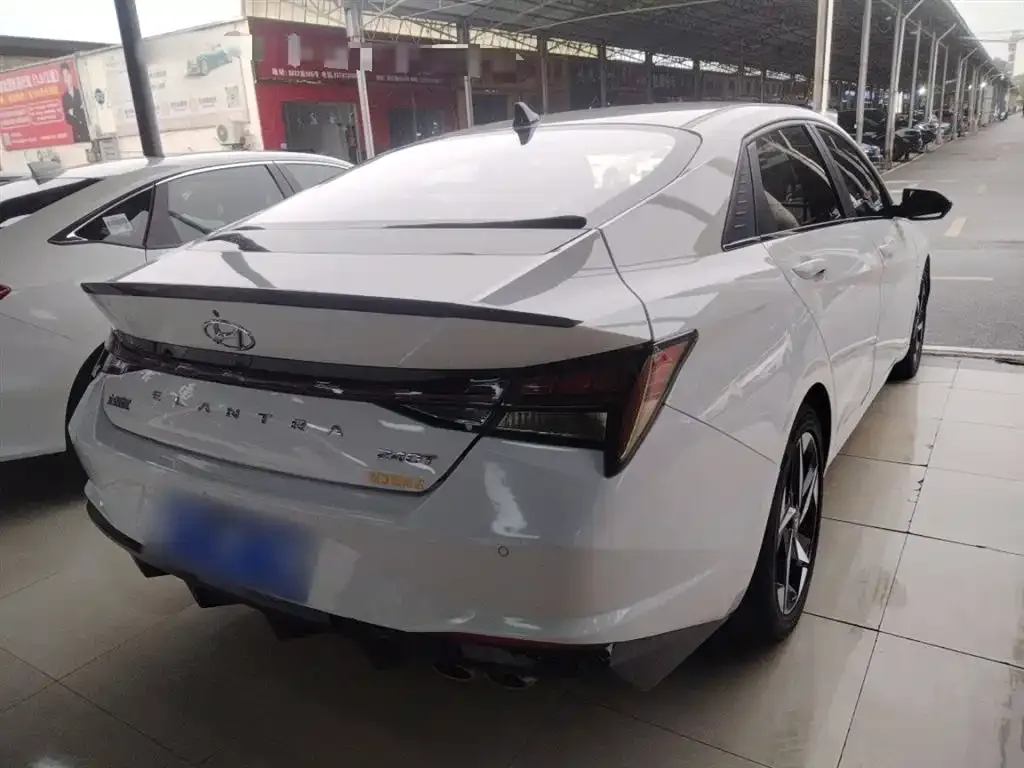 Hyundai Elantra 2022 из CN, фото 2