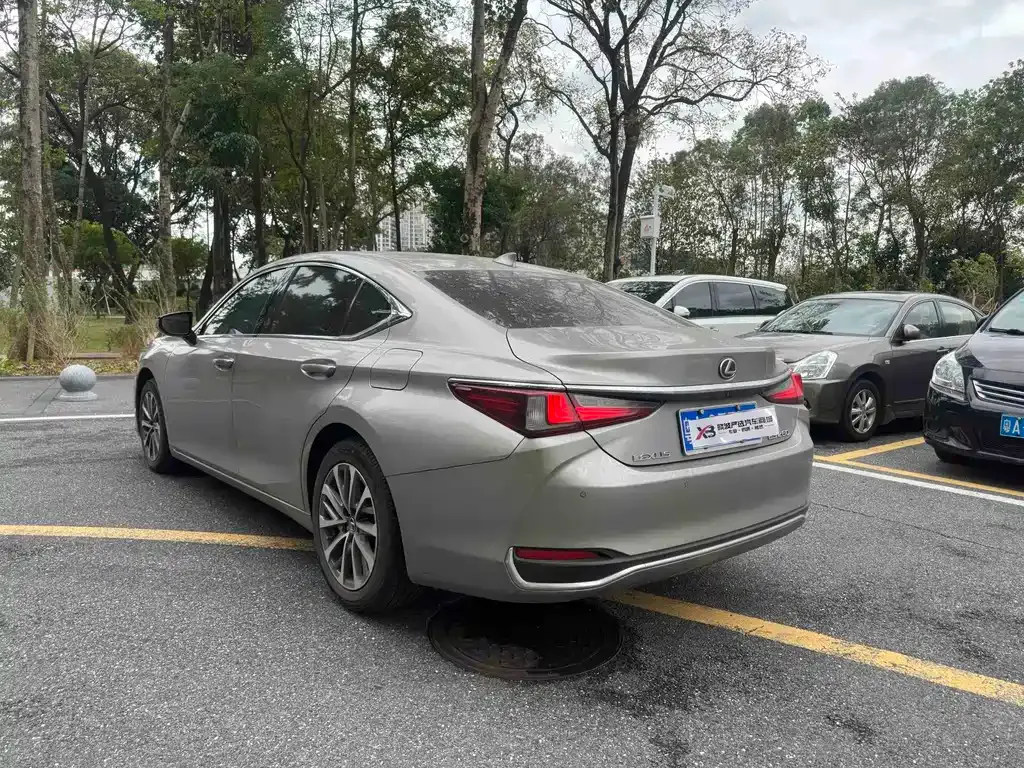 Lexus ES 2024 из CN, фото 5