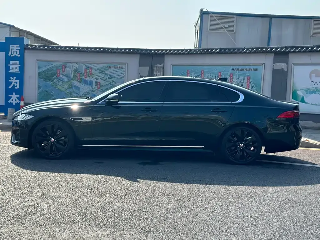 Jaguar XFL 2023 из CN, фото 8