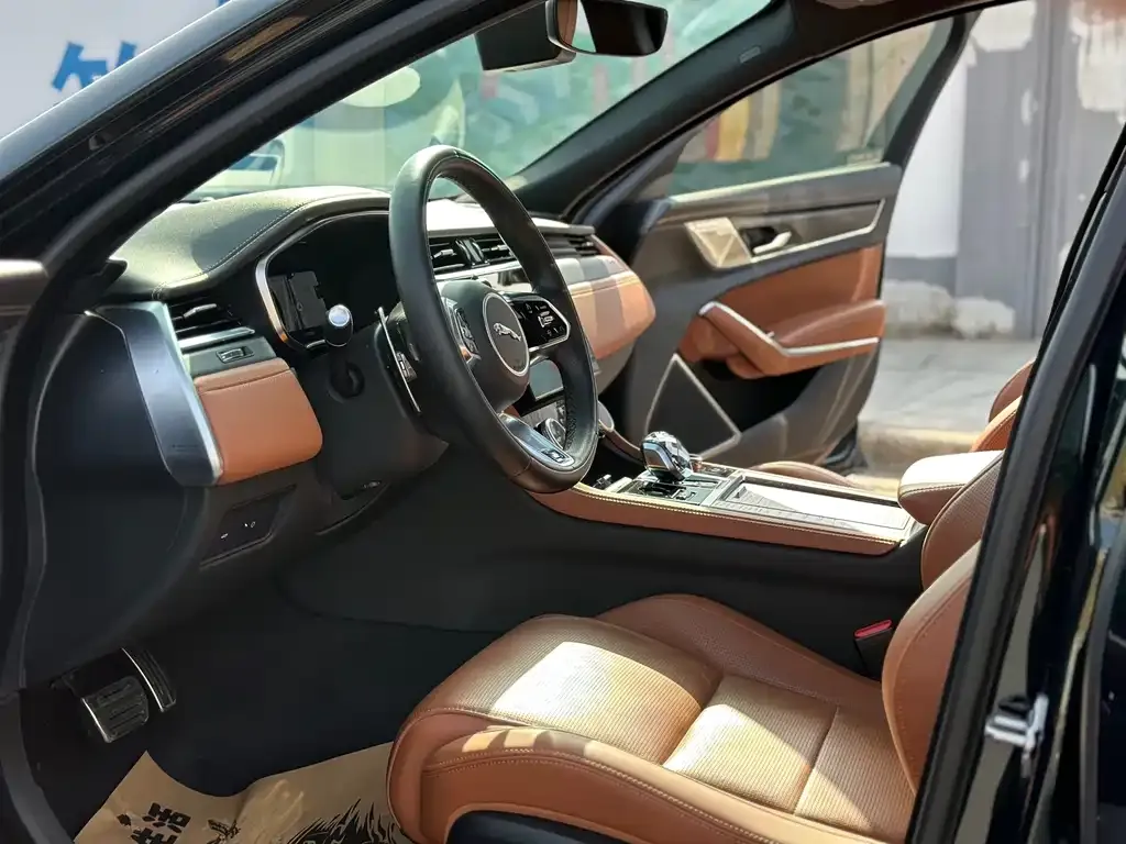 Jaguar XFL 2023 из CN, фото 6