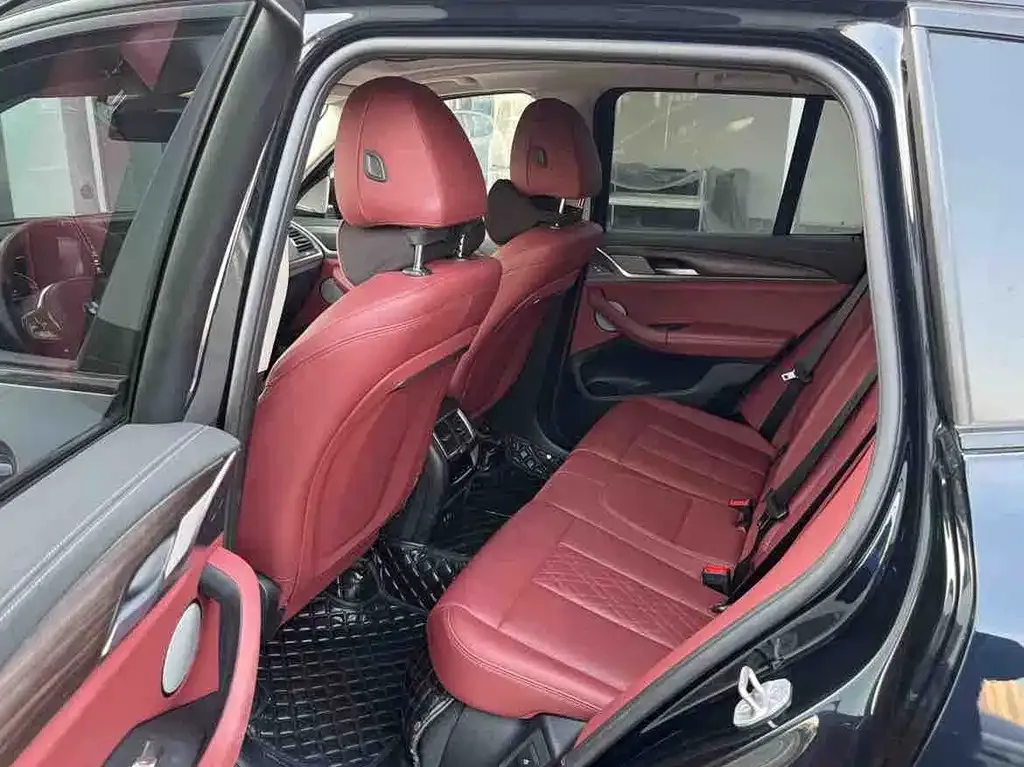 BMW X3 2024 из CN, фото 3