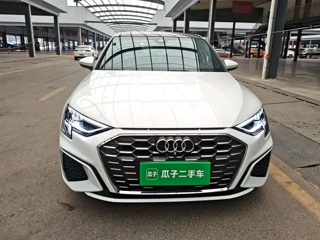 Audi A3 2023 из CN, фото 3