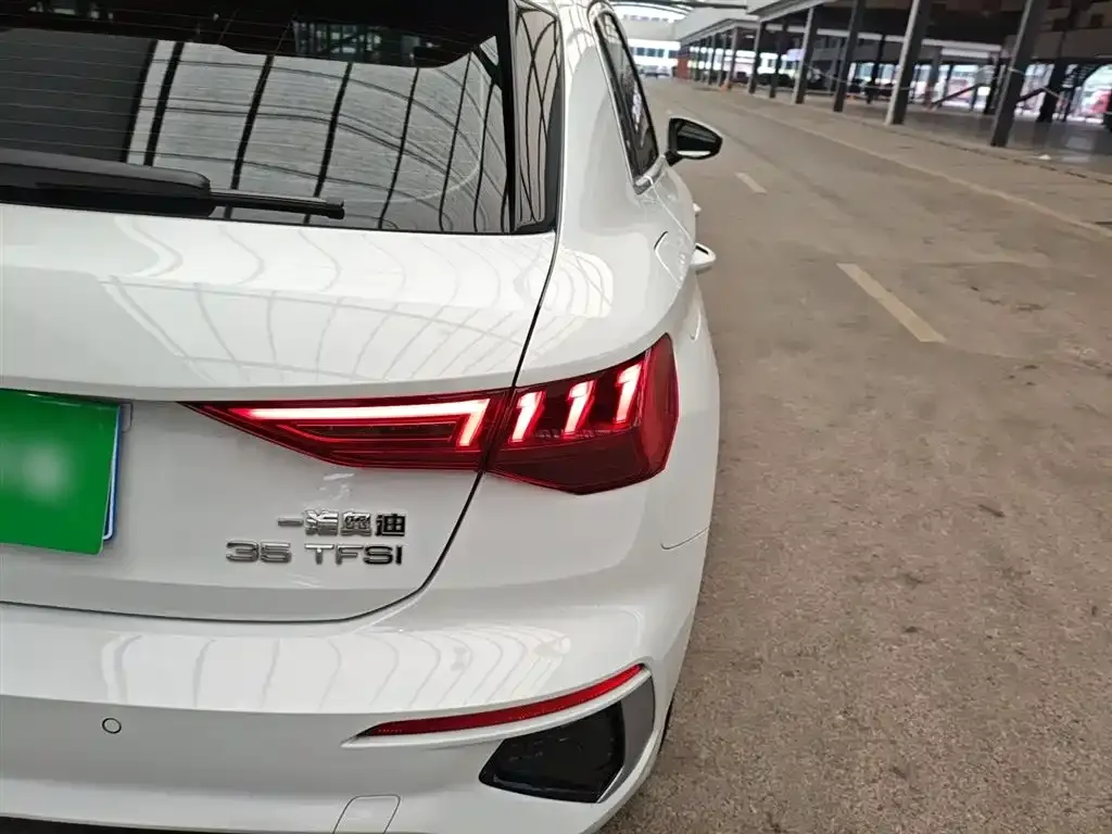 Audi A3 2023 из CN, фото 8