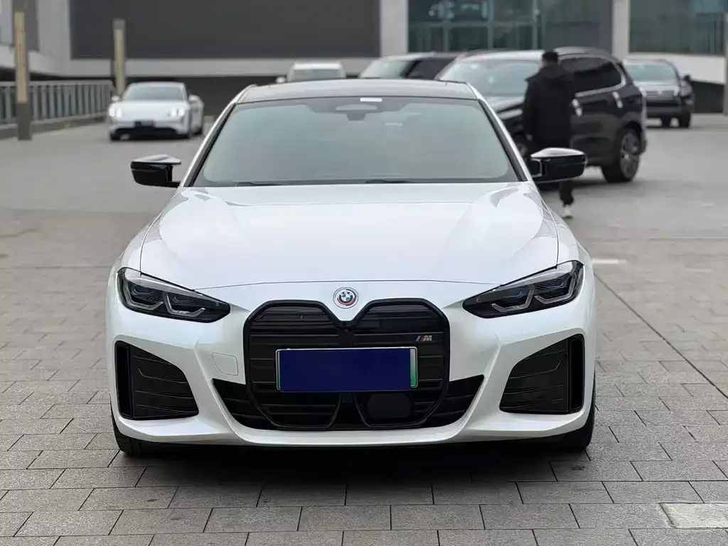 BMW i4 M 2023 из CN, фото 6