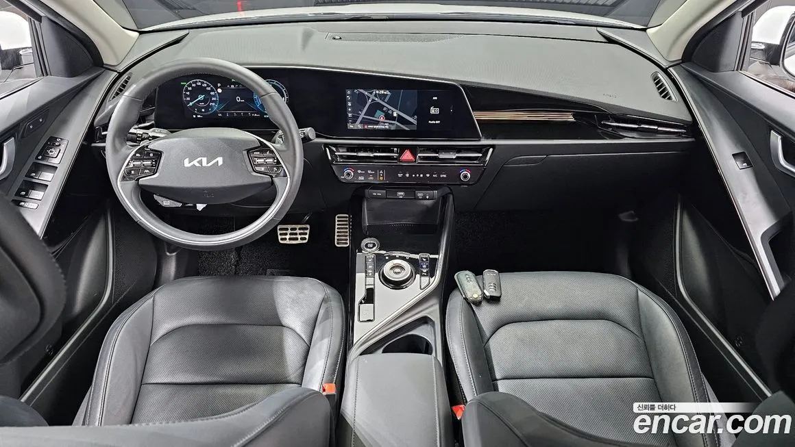 Kia Niro — фото 10