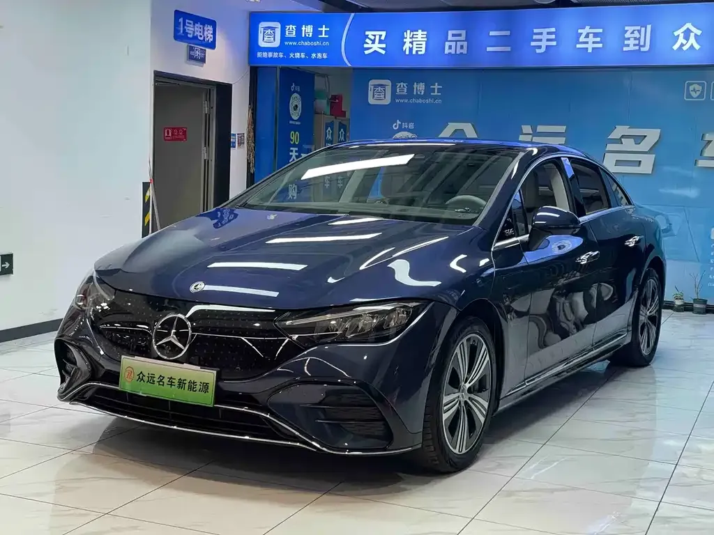 Mercedes-Benz EQE 2023 из CN, фото 1