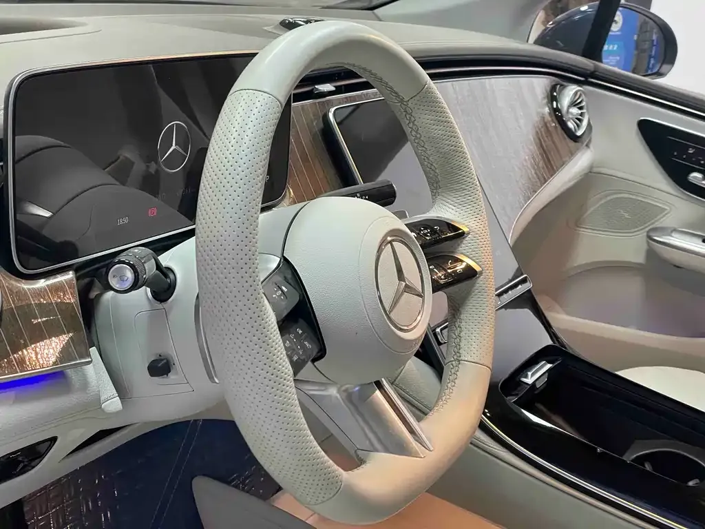 Mercedes-Benz EQE 2023 из CN, фото 5