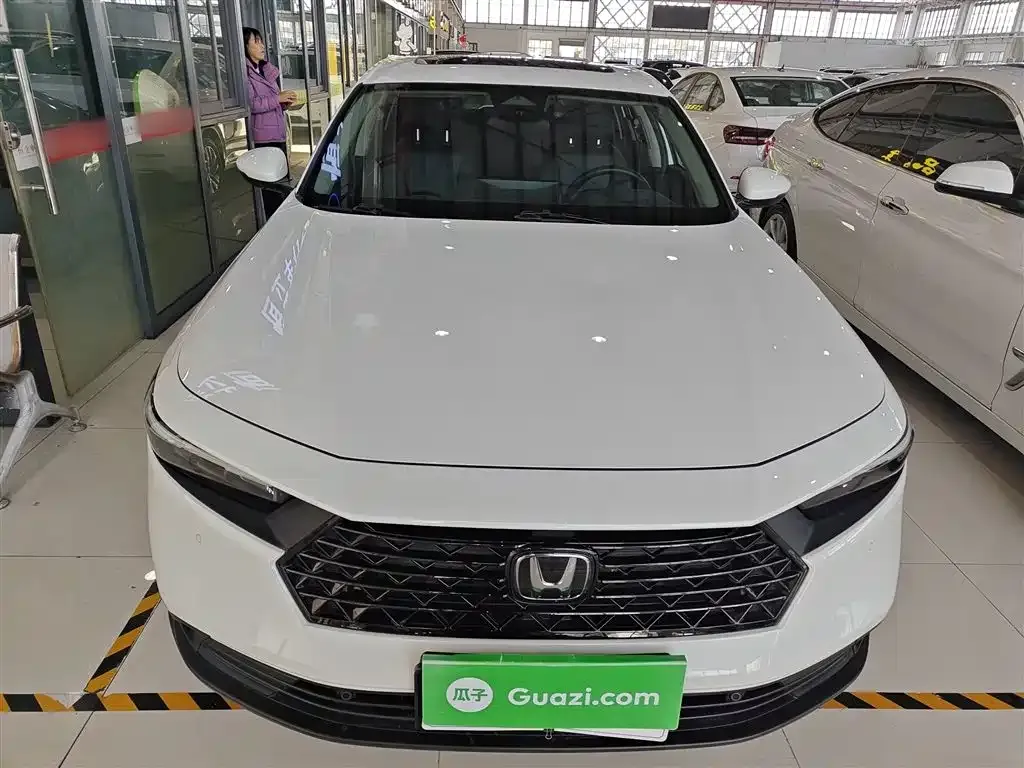 Honda Accord — фото 3