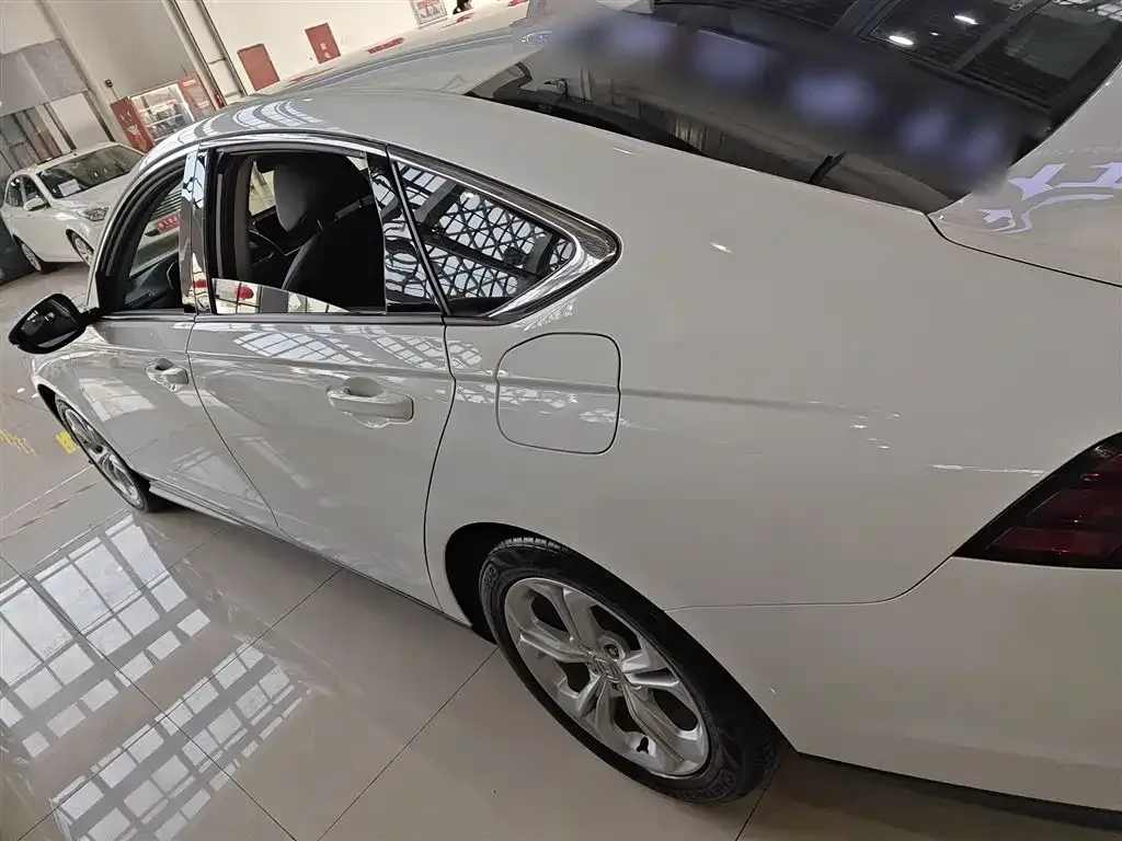 Honda Accord — фото 5