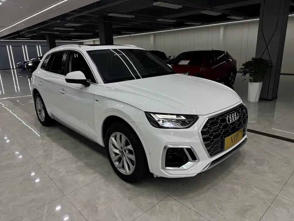 Audi Q5L 2022 из CN, фото 5
