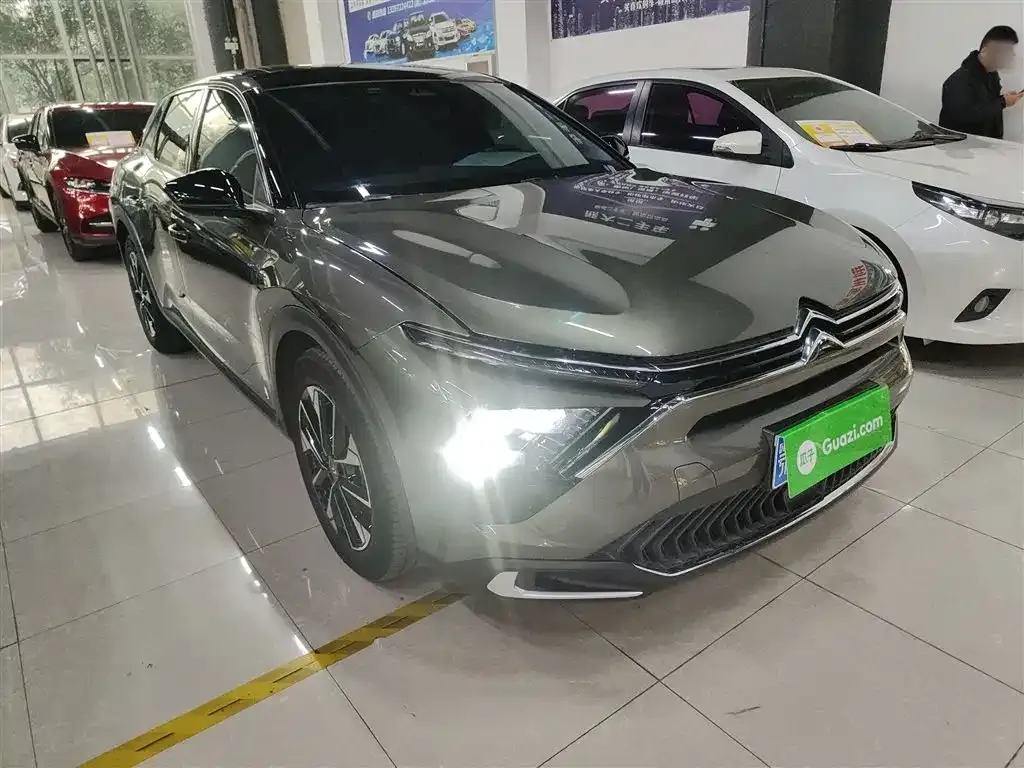 Citroen C5 X 2024 из CN, фото 4